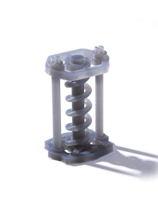 Molla stampata in 3D con la Tough 1500 Resin sulla stampante 3D SLA Form 3 di Formlabs