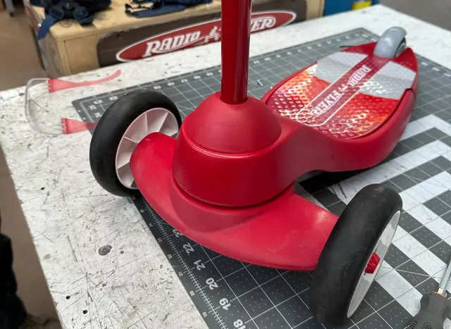 Close up on Radio Flyer scooter